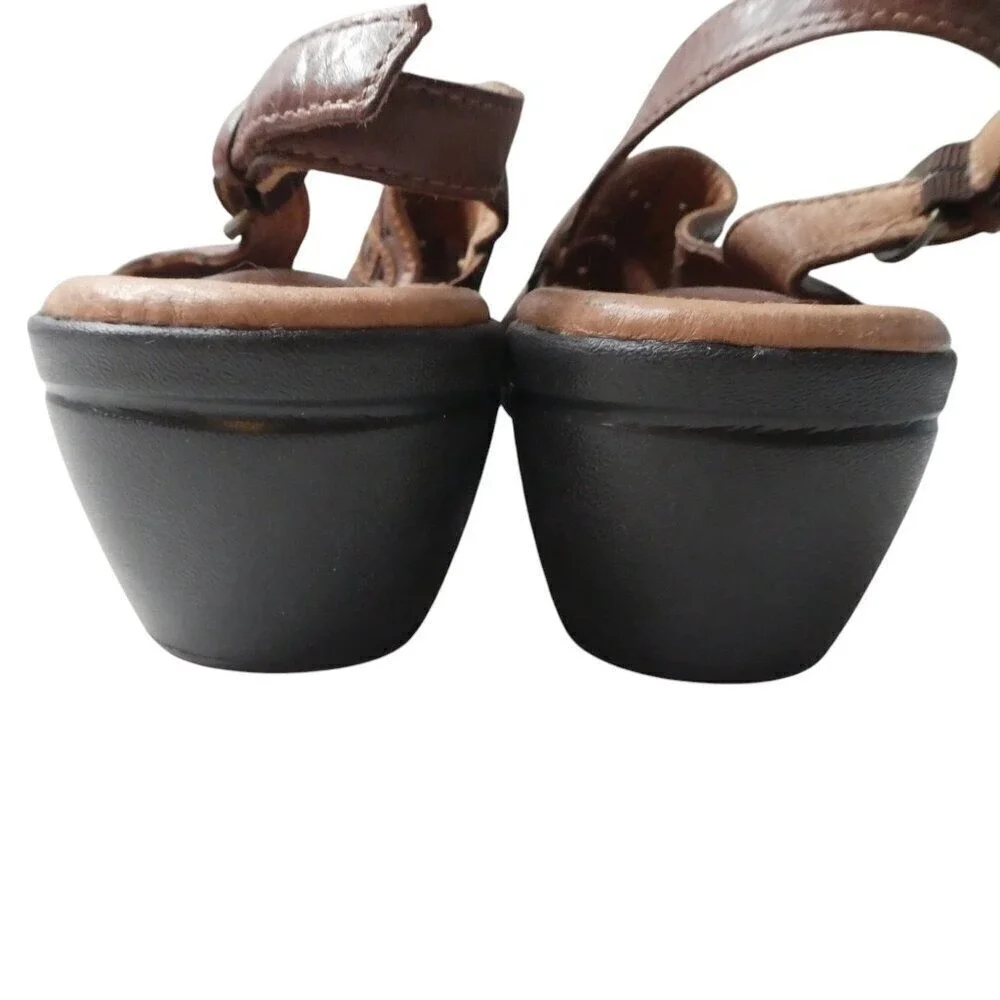 Clarks brand size
